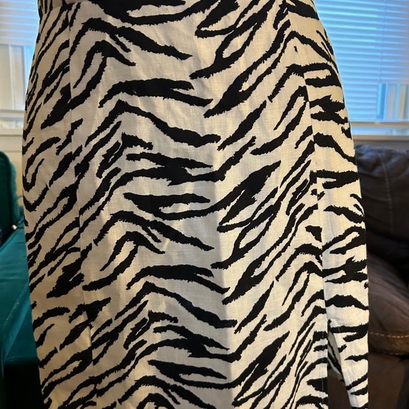 Reformation Starling Zebra Print Linen Dress - Picture 7 of 12